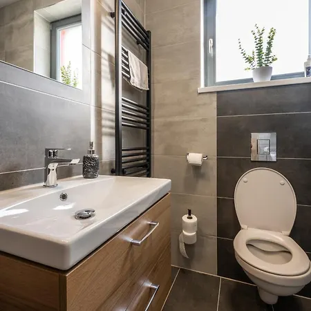 Apartament Lucie *